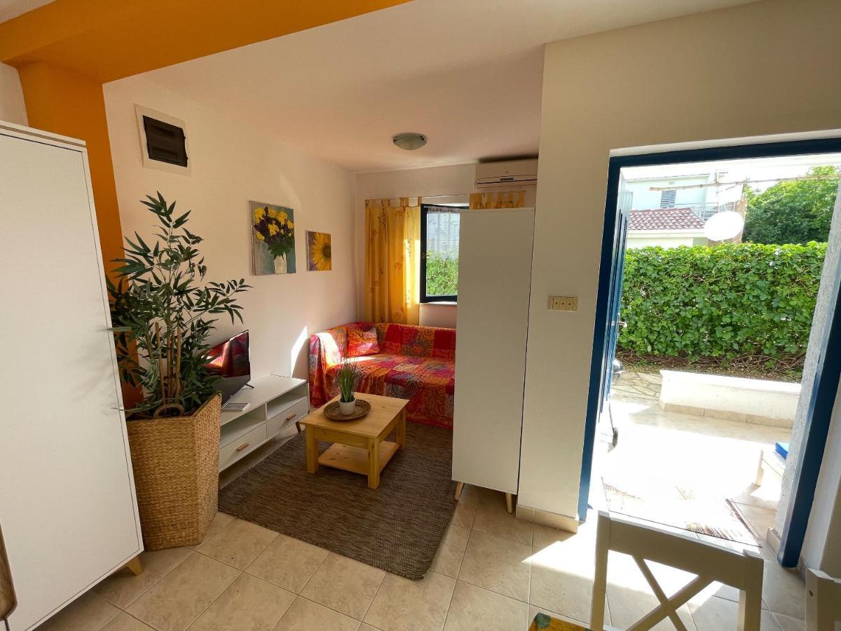 Apartments As Privlaka  Luaran gambar
